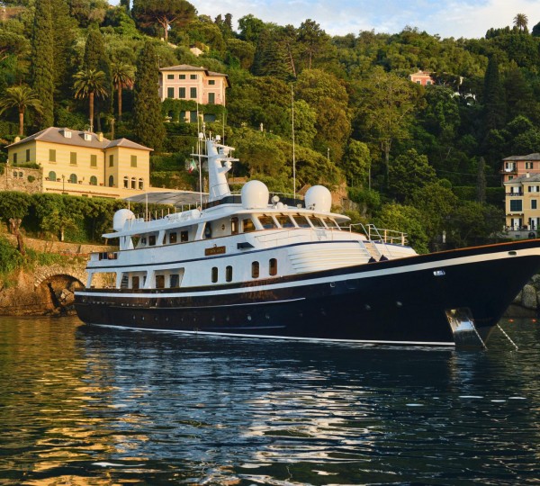 the goose superyacht